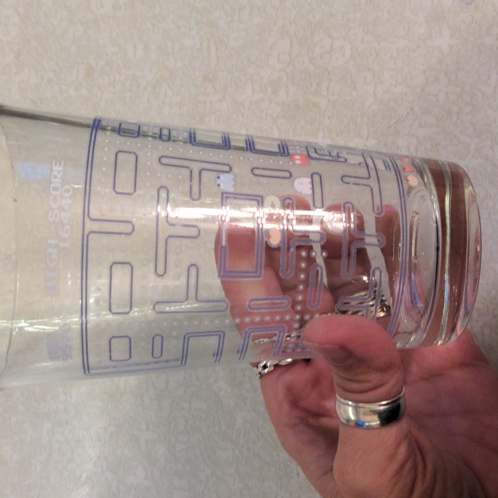 Pac man Glass color changing